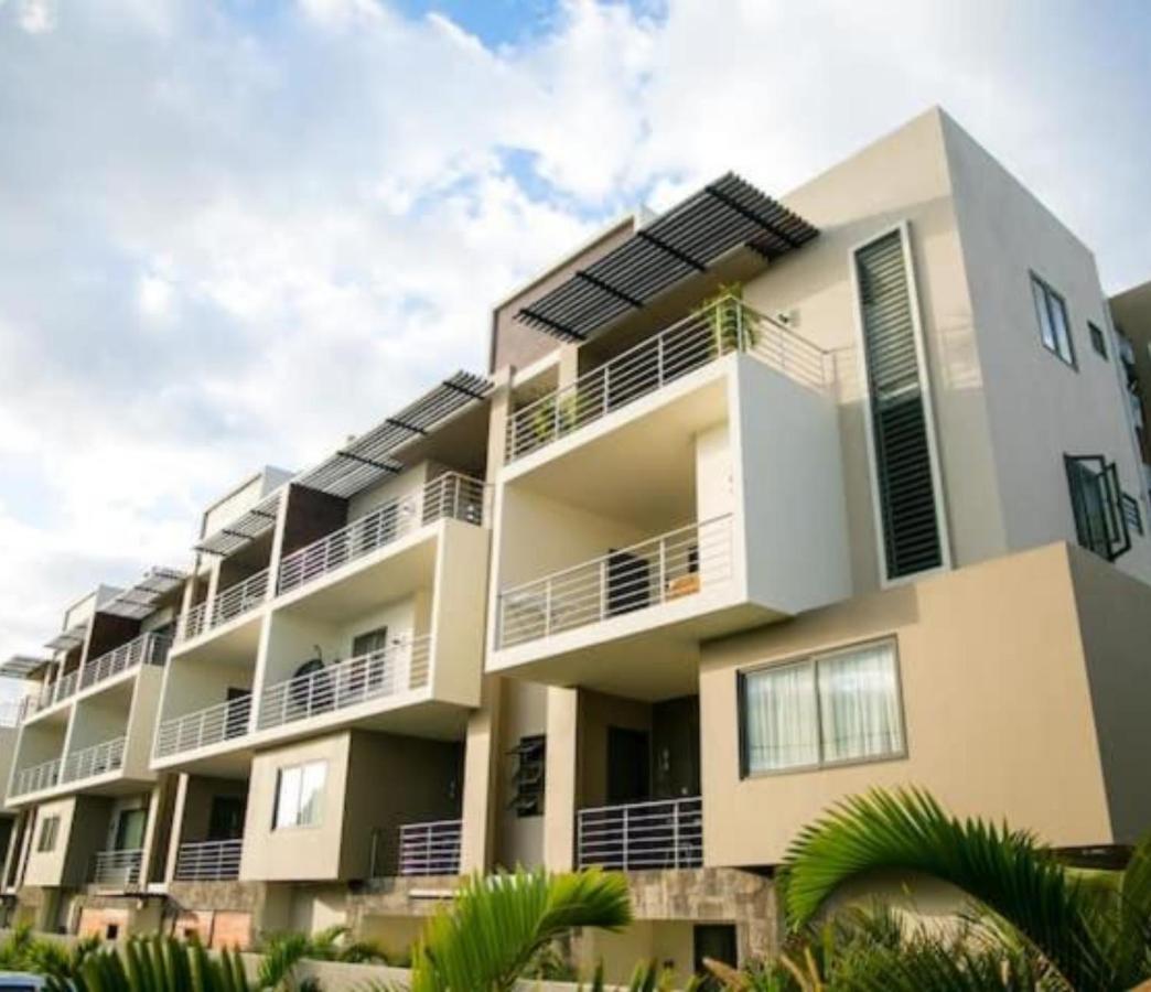 Luxury 2 Bedroom Apartment With Pool - Close To Flic-En-Flac Beach Екстериор снимка
